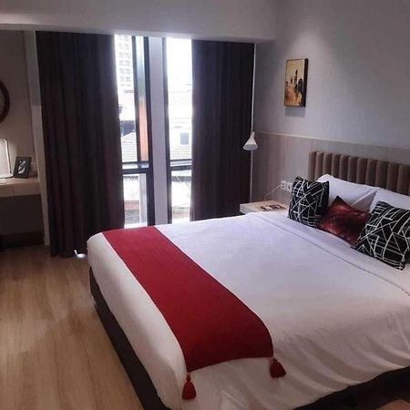 The Day Residence Giacarta Esterno foto