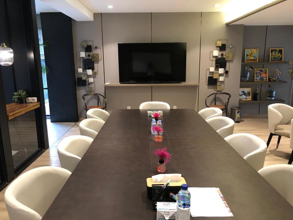 The Day Residence Giacarta Esterno foto