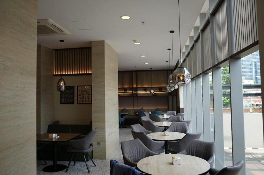 The Day Residence Giacarta Esterno foto